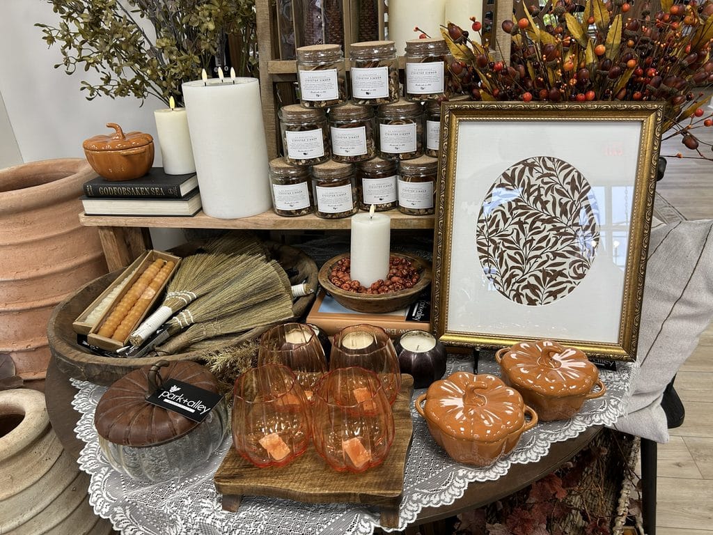 Park+AlleyFallHomeDecor, gladd pumpkins and candles